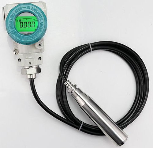 智能投入式液位计产品图